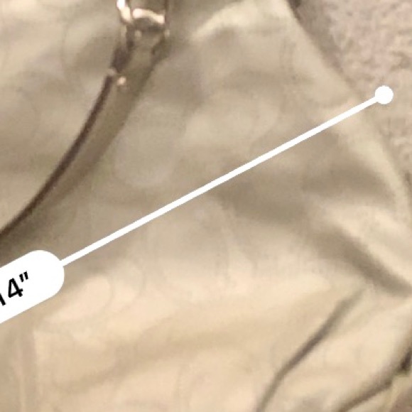 Coach Leather Logo Shoulder Bag in Pearled grey - Picture 16 of 16